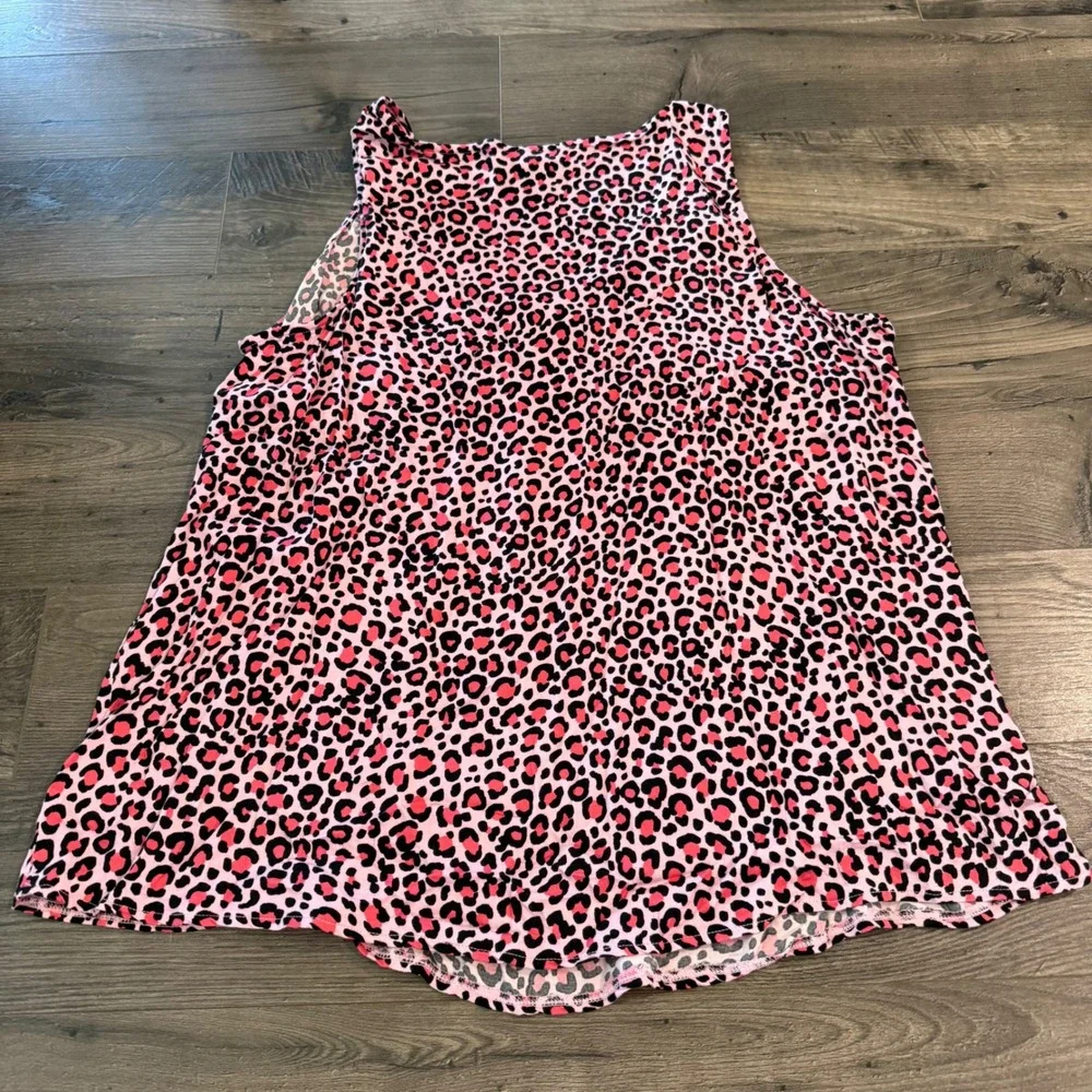 torrid vibrant pink